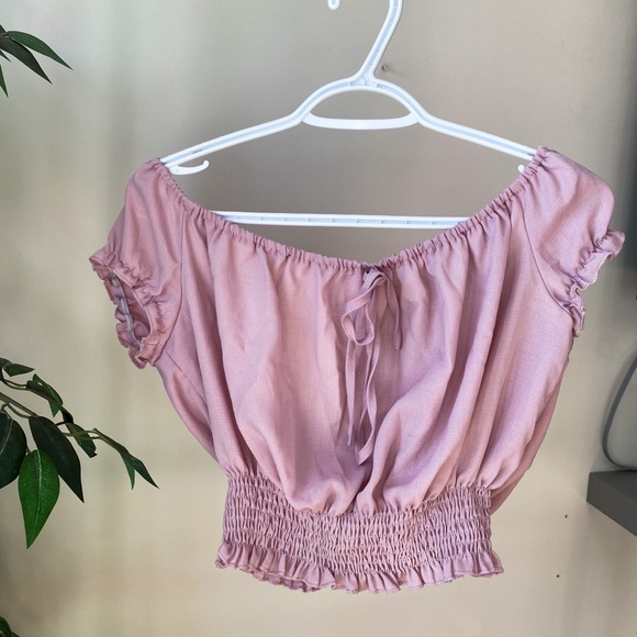 off the shoulder crop! - Picture 2 of 2